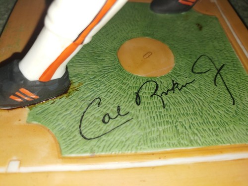 Vintage Collectible "TODAY'S SUPERSTAR" SERIES II CAL RIPKEN JR 1990 Porcelain! - Picture 6 of 7