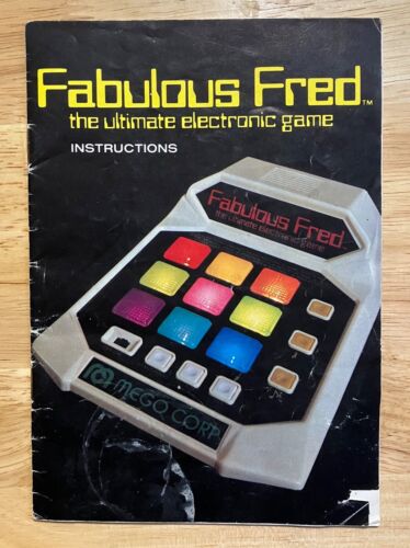 Fabuleux jeu électronique Fred Ultimate 1980 Mego Corp LIVRE D'INSTRUCTIONS SEULEMENT - Photo 1 sur 4
