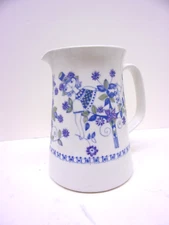 Danish Modern Figgjo Norway Lotte Coupe pattern 6 1/2" Pitcher