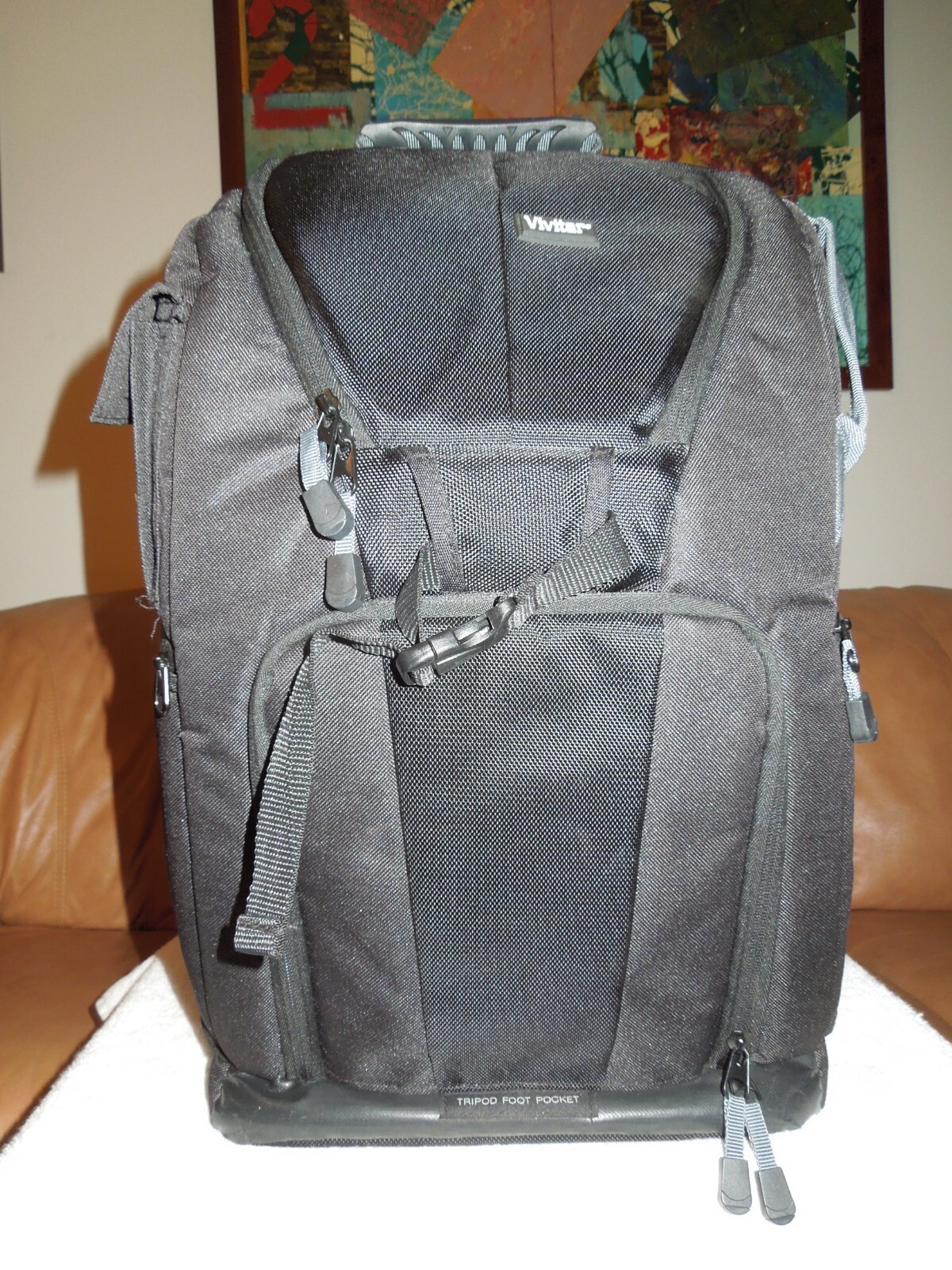Vivitar DKS-25 Large Black Camera / Tripod Backpack w/ Rain 