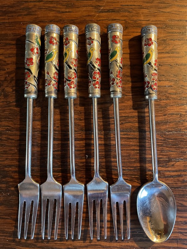 Vintage Seoul Korea (5) Appetizer/Cocktail Fork + (1) spoon Enamel Bird