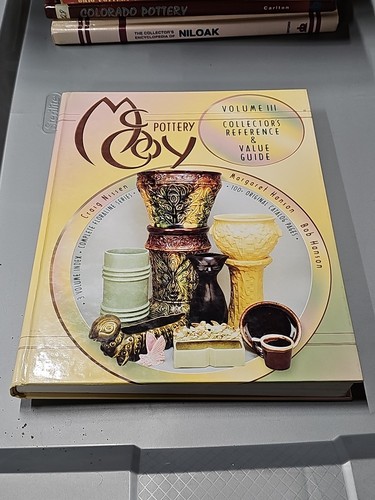 McCoy Pottery Vol. 3 : Collector's Reference and Value Guide Hard