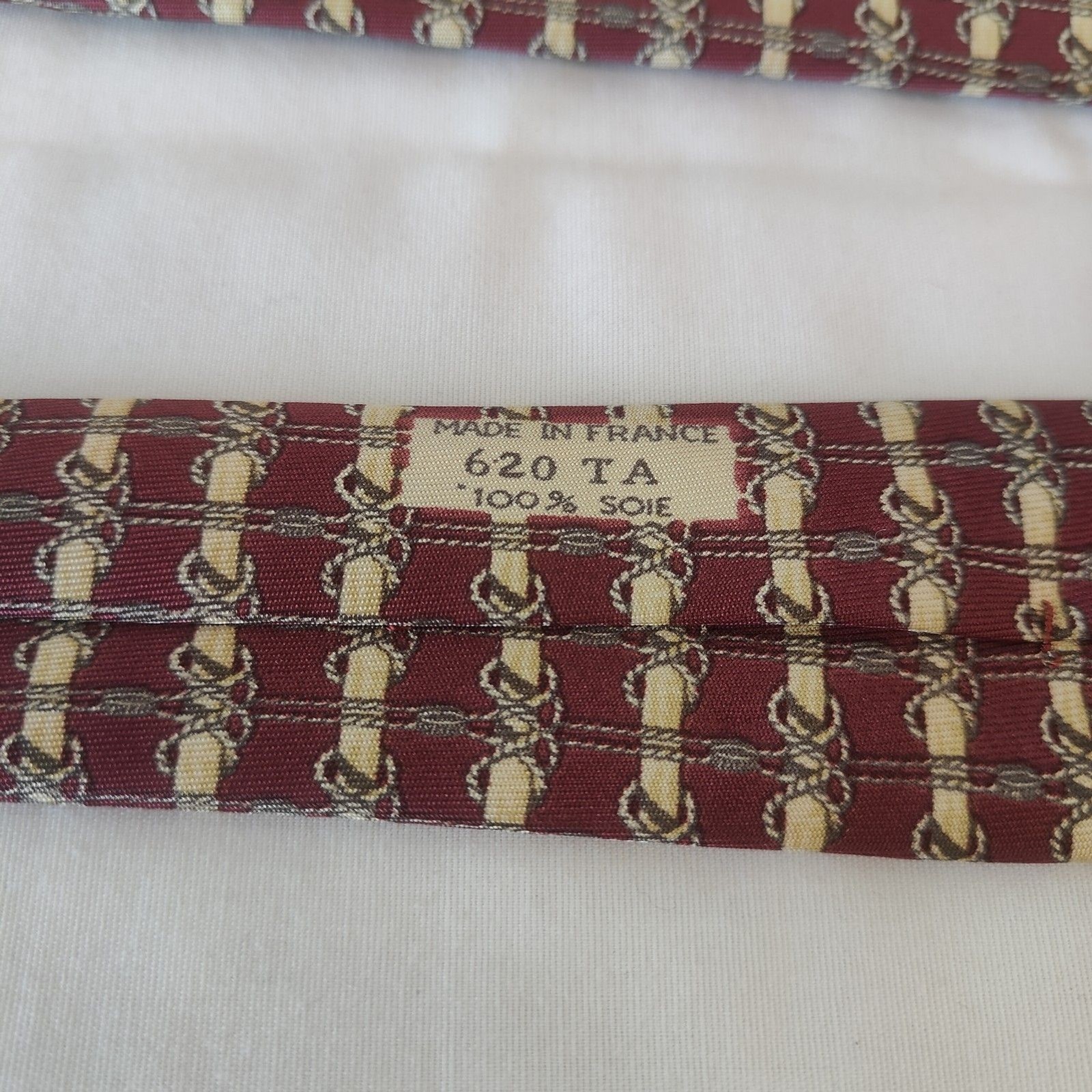 Maroon Chain Link — view 6