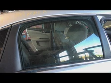 (LOCAL PICKUP ONLY) Passenger Rear Door Glass VIN W 4th Digit Limited Fits 06-16