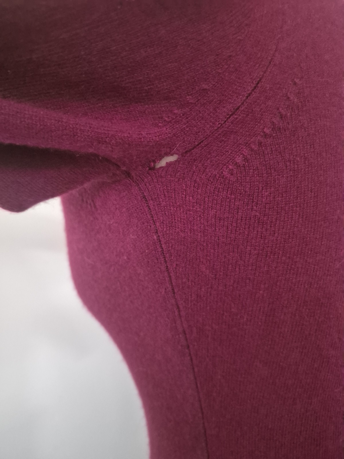 Pure Collection 100% Cashmere Jumper UK 8 Burgundy V Neck Luxury Knit image 5