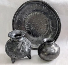 VTG Dona Rosa OAXACA BLACK WARE PLATE + 2 MINI POTS Mexican FOLK ART