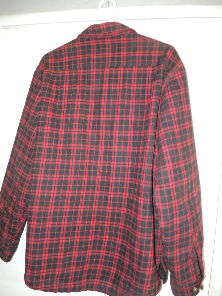Club Room Shirt Jacket Men’s L red Plaid Fleece Lined  2 Pockets Cotton - Image 4 of 4