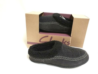 clarks wallabees dark brown suede