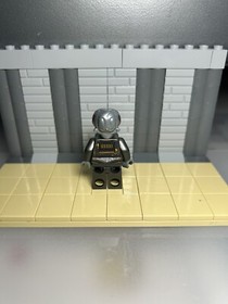 Lego Star Wars 4-LOM Minifigure 75167 75243 sw0830 PRISTINE CONDITION