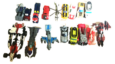 Transformers Spielzeug Konvolut Restposten 18 Figuren Hasbro 2000er/2010er Jahre 2,5''