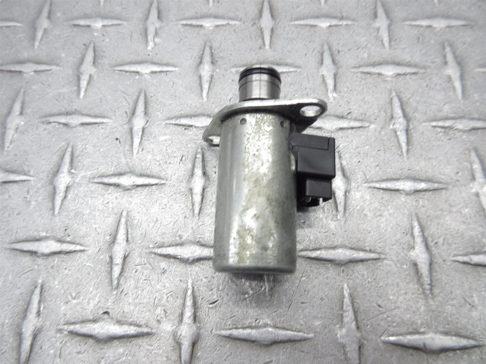 2008 Ferrari F430 Spider Roof Top Solenoid Control Regulator Valve Assembly