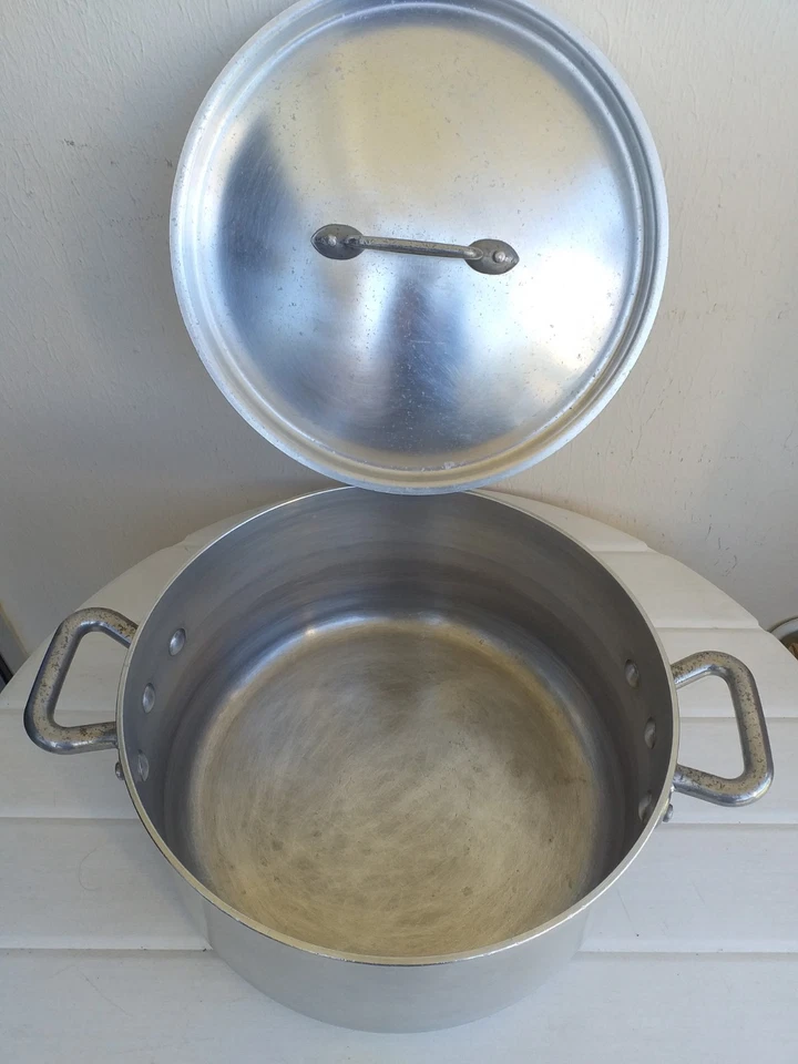 Faitout  BOURGEAT aluminium Diametre. 32 cm BE - Photo 2/2