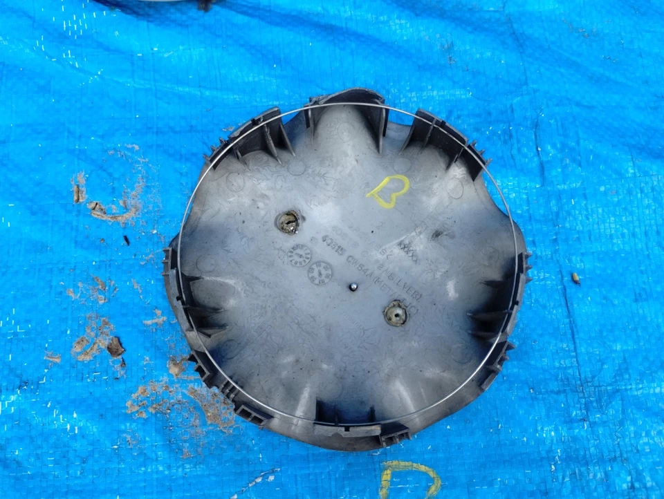 Tapa central Infiniti FX45, Q45, metálica, 2006 2007 2008, parte # 40315 CW54A 01 B Foto 4 de 4