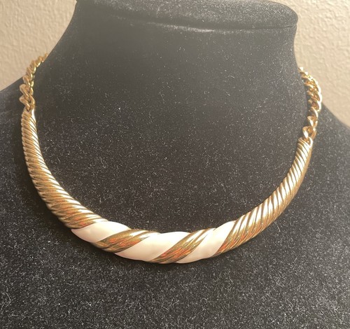 Vintage Monet Cream Enamel & Gold Plated Choker Necklace 1960s Mid Century M80
