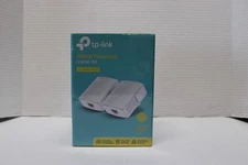 TP-Link TL-PA4010 KIT AV600 600Mbps Powerline Ethernet Adapter Starter Kit