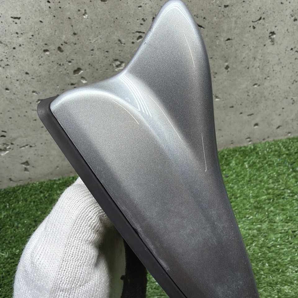 Hyundai Sonata 2015-2019 techo aleta de tiburón antena 96210-C2000 V8S OEM gris Foto 3 de 4