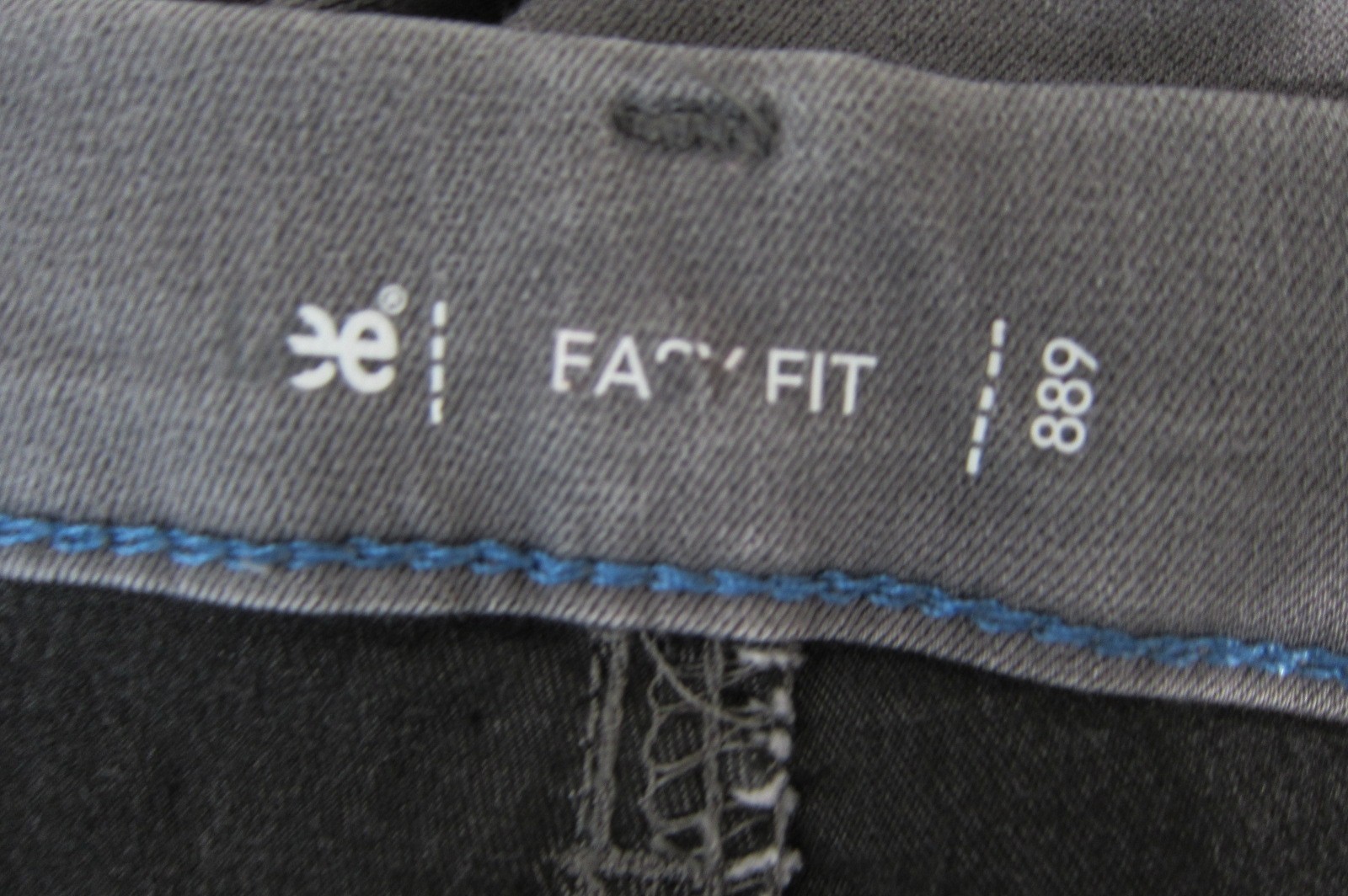 Lee Easy Fit Women's Size XL Gray Pull-on Jeans Soft Stretch Denim thumbnail 7