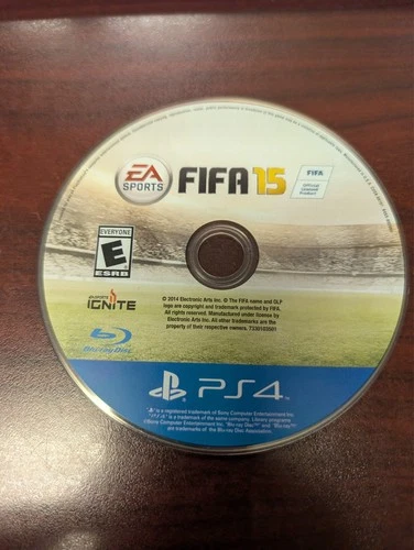 FIFA 15 (PlayStation 4 PS4) NO TRACKING - DISC ONLY
