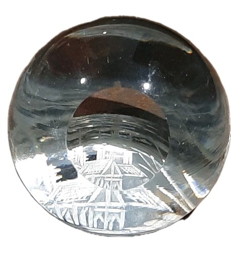 Czech Republic Paperweight Praha Engraved Scene Glass Crystal Approx 2" Diameter - Picture 5 of 12