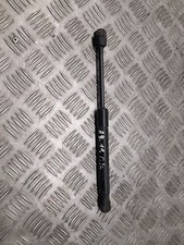 Verin de hayon / de capot Audi S8
