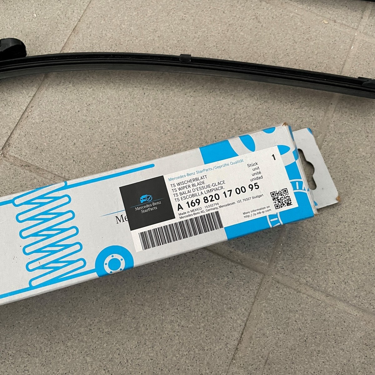 Mercedes B-Klasse W245 BJ. 11 / Wischerarm Wischerblätter komplett  