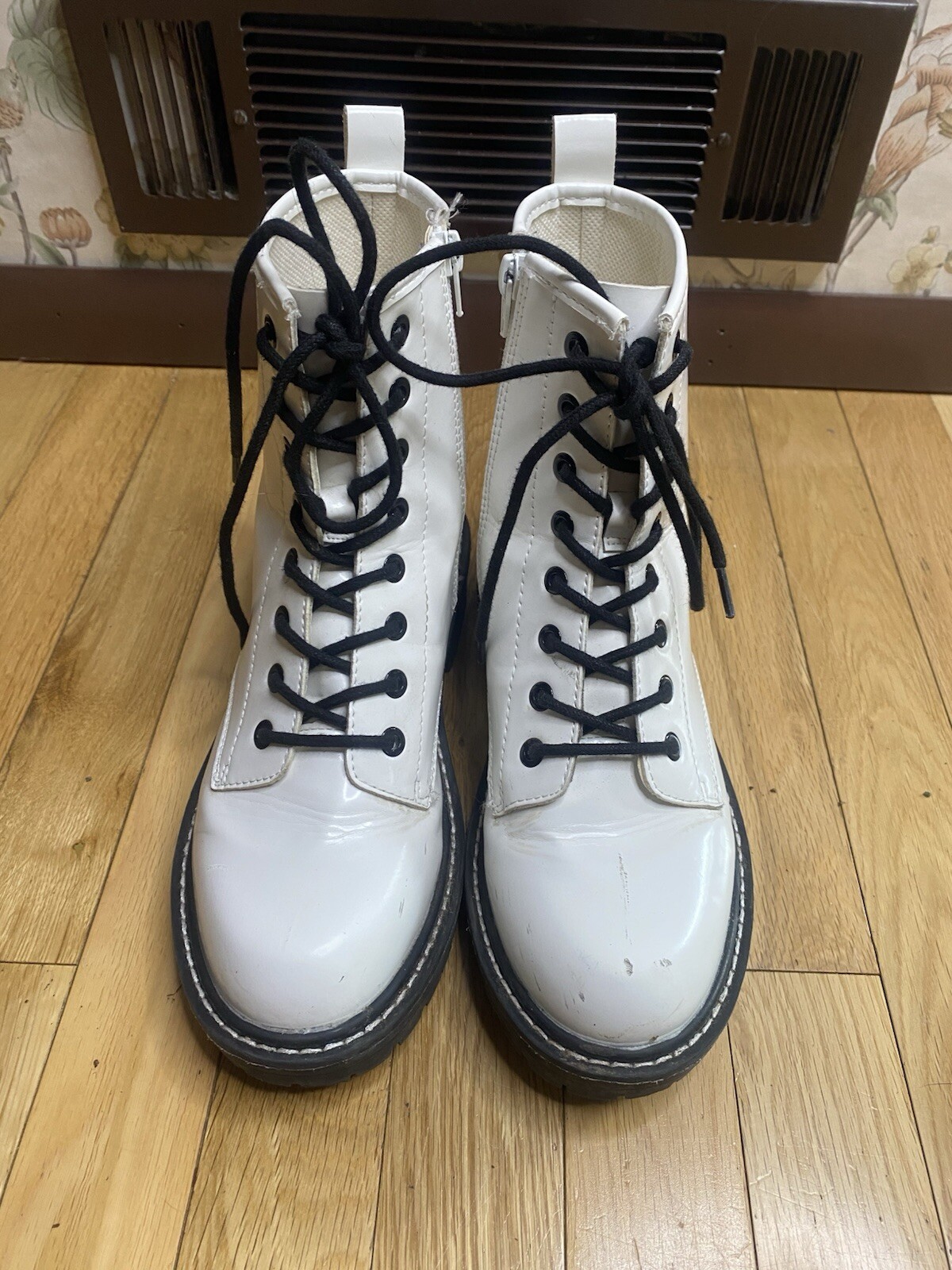 Forever 21 Carra Lace-Up Lug Sole Combat Boots Size 7.5 Color White