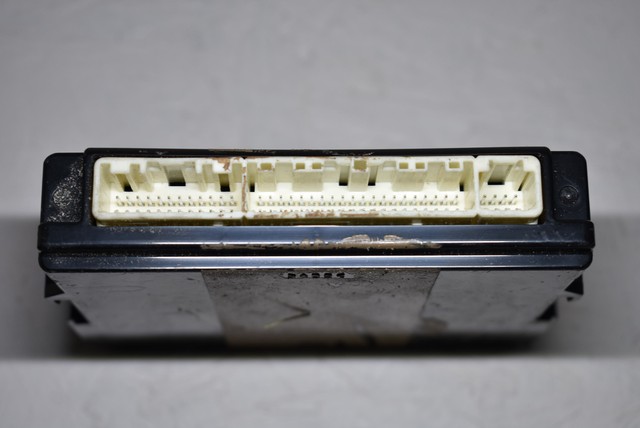 TOYOTA LAND CRUISER AMPLIFIER ASSY, AIR CONDITIONER 8865060F22 #1901111