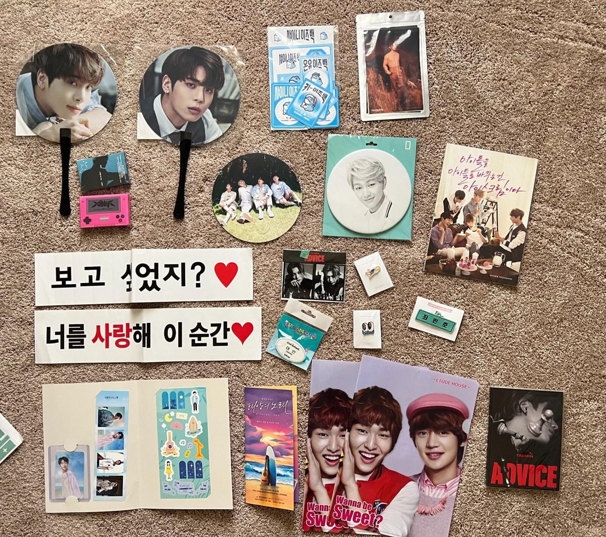 SHINee Official & Unofficial Merch Bulk Sale KPop Idol SHINee Official & Unofficial Merch Bulk Sale KPop Idol