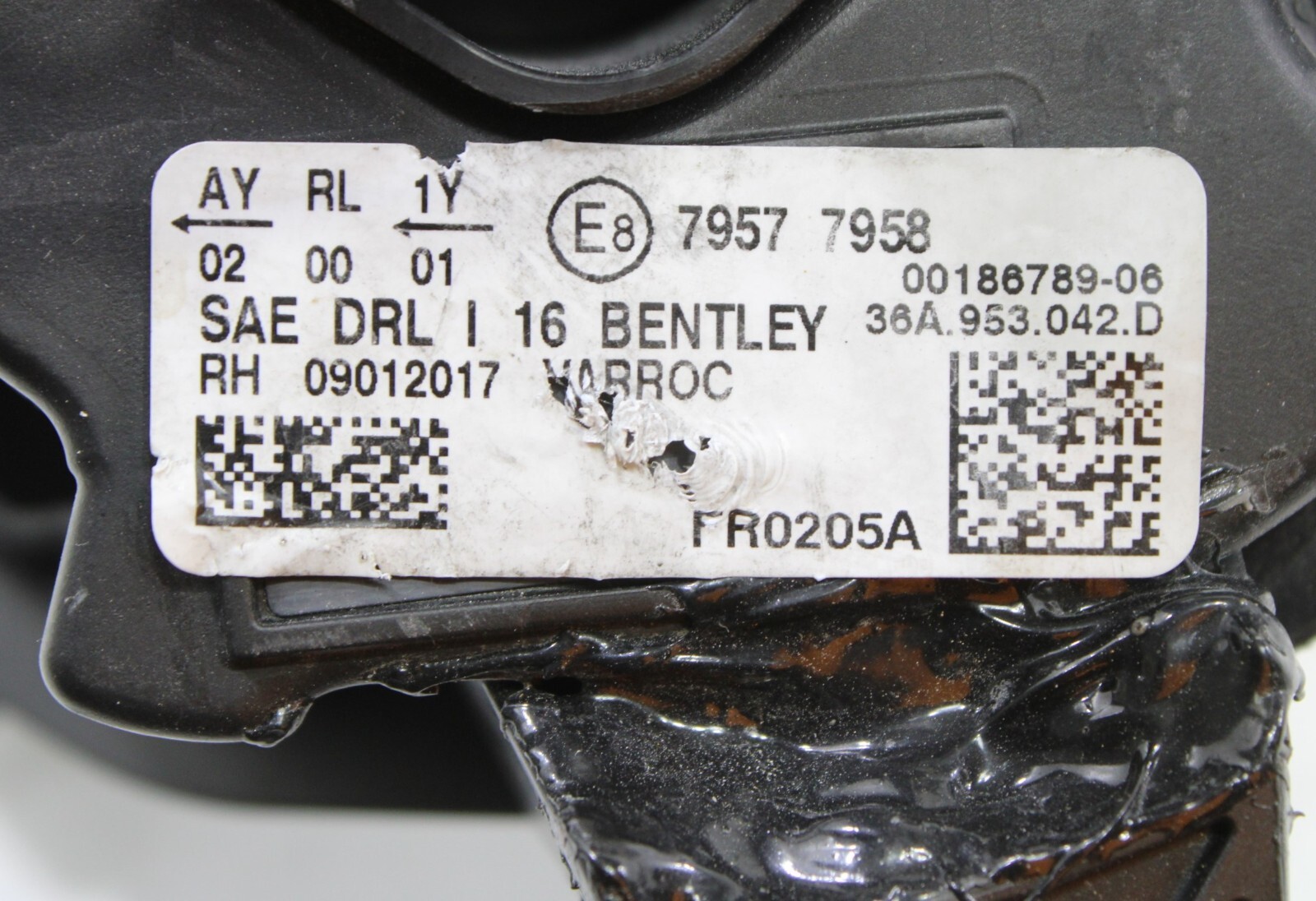 2017 - 2020 BENTLEY BENTAYGA FRONT LEFT SIDE FENDER TURN SIGNAL LIGHT LAMP OEM
