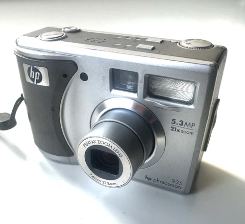 HP Photosmart Camera 935 Q2214A See Video! Zoom 21X 5.3 MP Digital Camera Tested