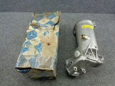 NOS Factory Genuine Mercedes Benz 6171800410 Oil Filter Assembly 617 180 04 10