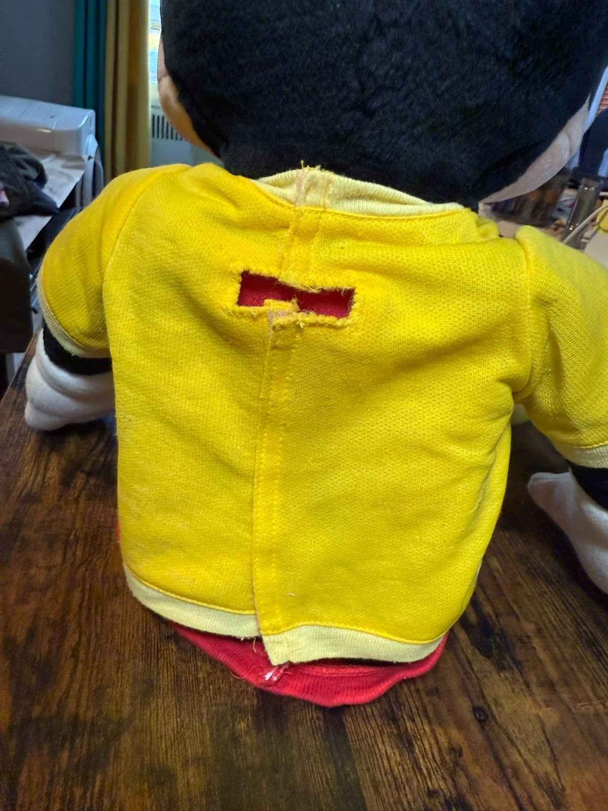 1986 Worlds of Wonder Talking Mickey Mouse Plush w/ Cassette – Tested & Works