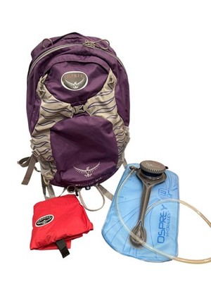 Osprey Sirrus 24 Backpack Ventilated Frame Rain Cover and Hydraulics 3.0 Liter