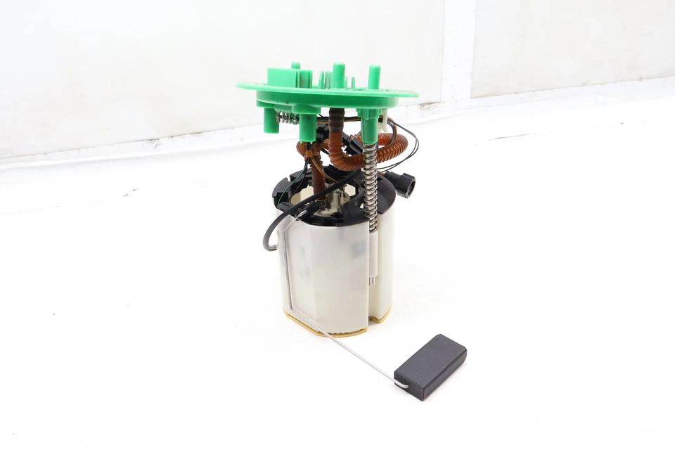 AUDI A6 2005-2011 - Conjunto bomba combustible 4F0919051AF Foto 2 de 4