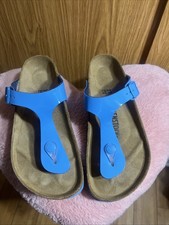 Birkenstock Gizeh sandals in a patent sky blue finish New No Box Size 37