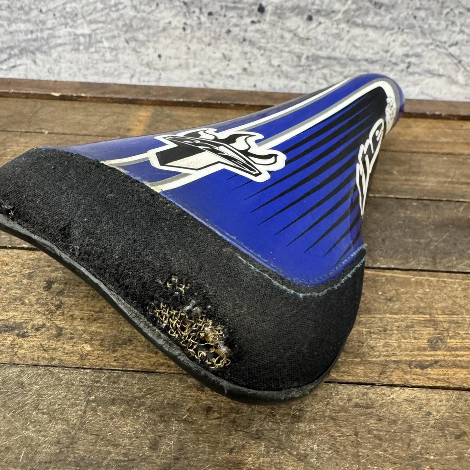 THE BMX Bike Saddle Seat Blue Black Velo Chromoly Rails Padded Race Freestyle - Image 3 of 4