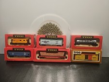 Tyco HO Scale Train Car Lot of 6 Cars