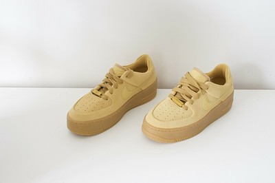 NIKE Air Force 1 Low Sage Braun Damen Sneaker GR. 36.5 US 6 NEU \u0026 OVP  CT3432700 | eBay