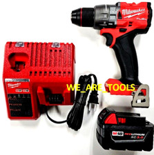 Milwaukee FUEL 2904-20 Hammer Drill, 1 48-11-1828 3.0 Battery, Charger M18
