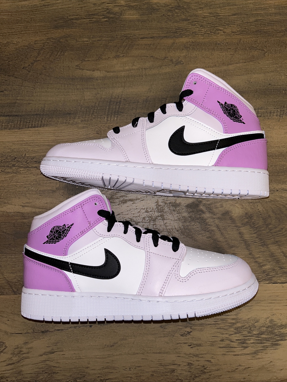 lavender jordan 1