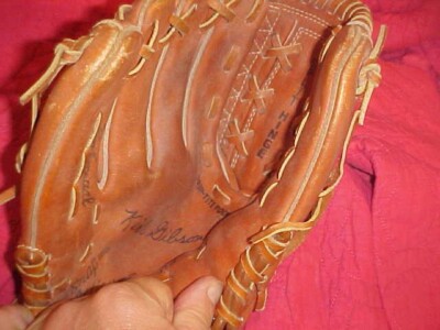 KIRK GIBSON VINTAGE WILSON A2373 SNAP ACTION BASEBALL GLOVE DETROIT LIONS RIGHT