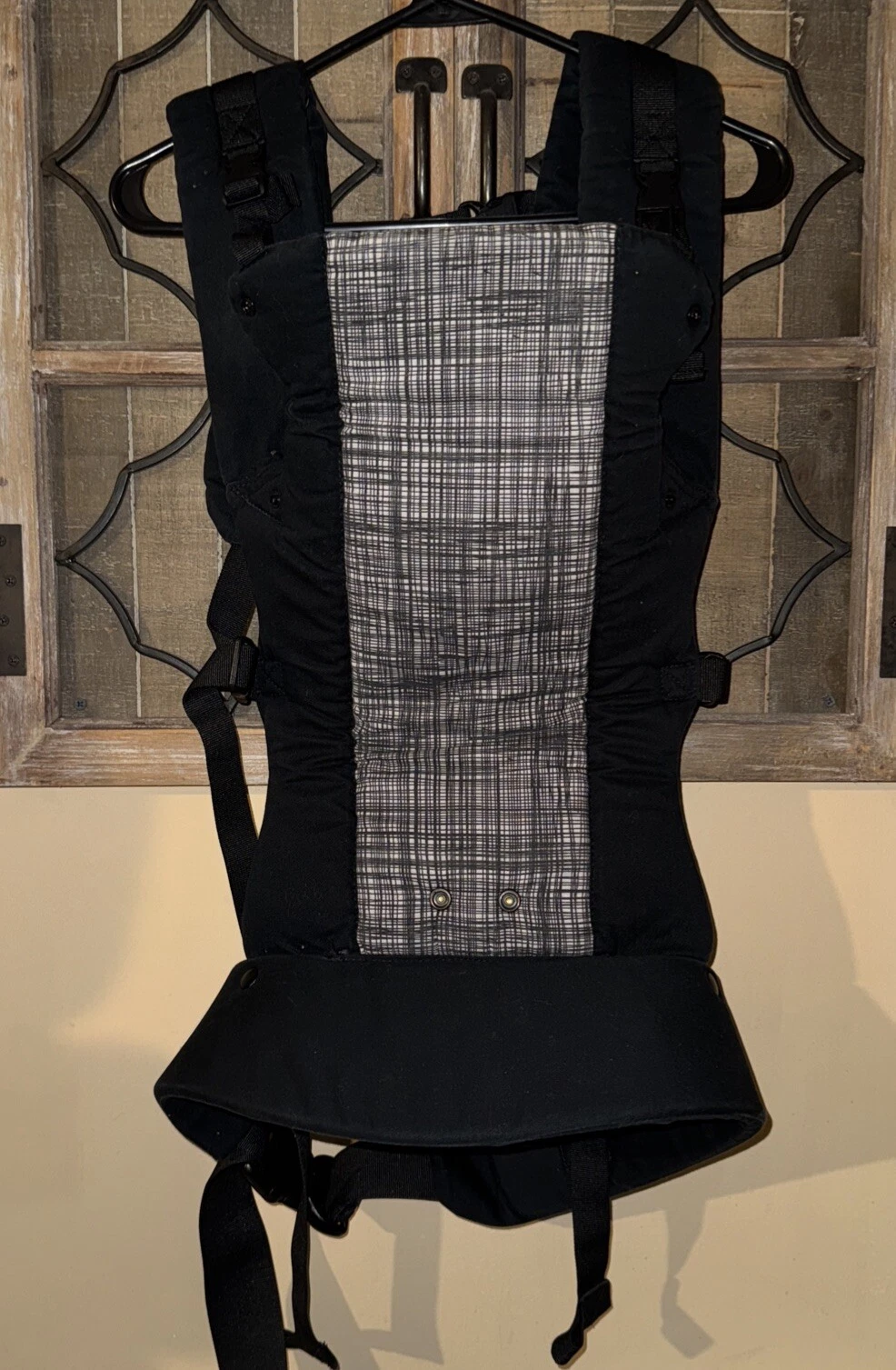 Beco Soft Structured Baby Toddler Carrier Black And White Cotton 7-35 Lbs EUC
