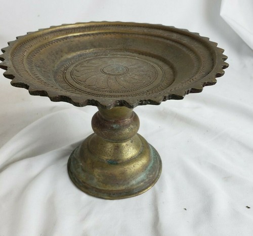 Great antique middle eastern bronze taza ca. late 19th C. 8" wide - Picture 1 of 11