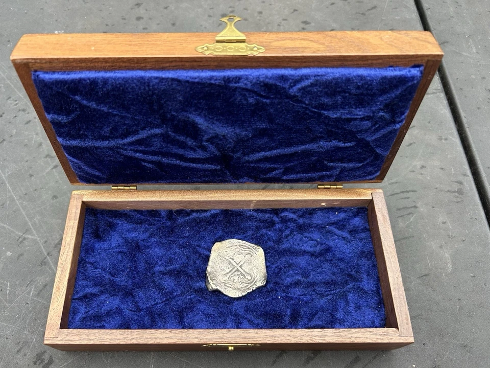 Rare 1640 Spanish Silver 8 Reales CONCEPCION Shipwreck Coin Mexico Free Shipping - Image 3 of 4