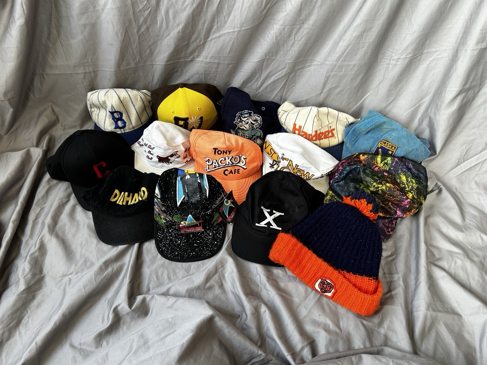 Vintage Sports 25 Hats Lot