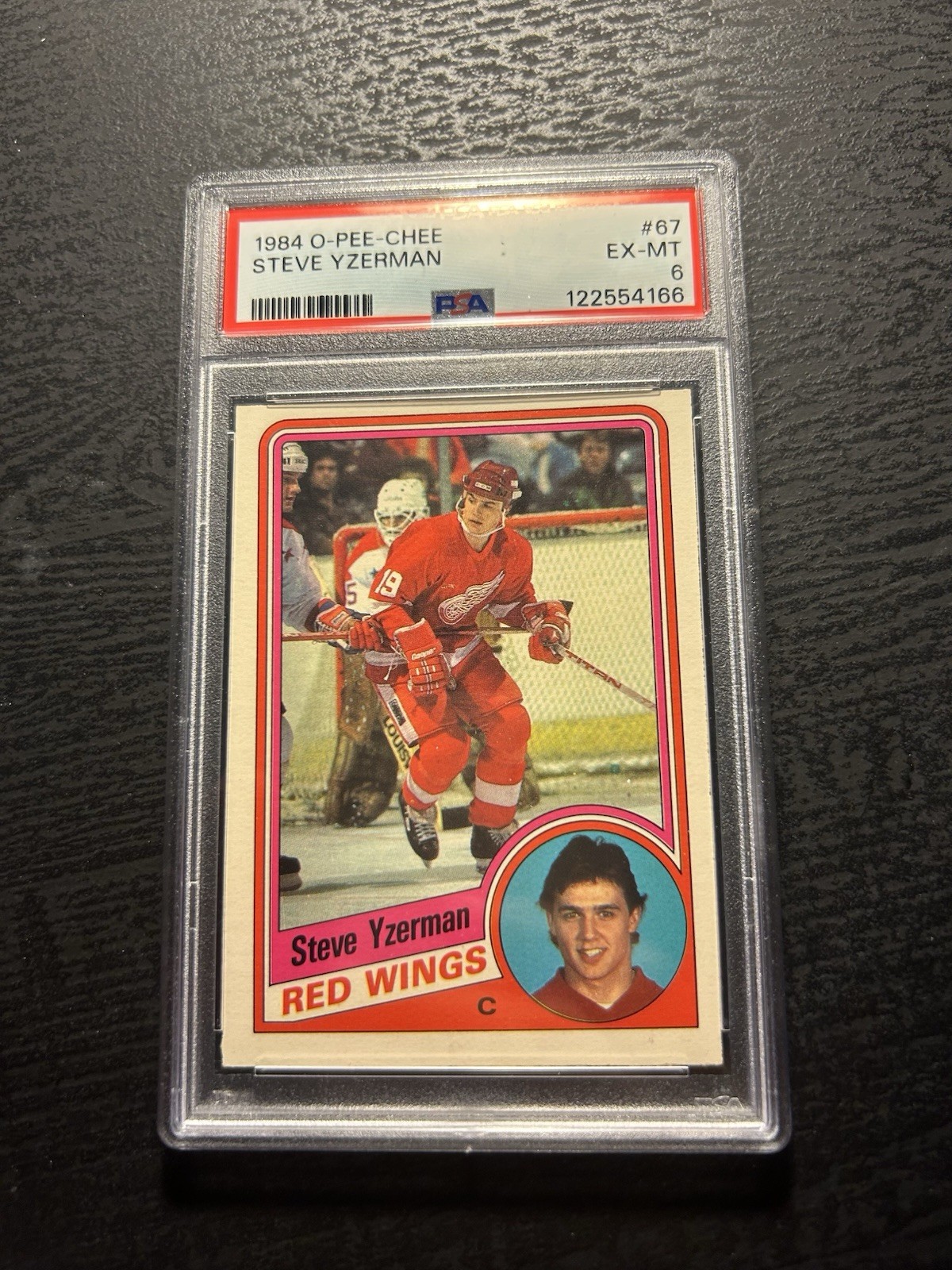 1984-85 O-Pee-Chee - Steve Yzerman #67 (RC)