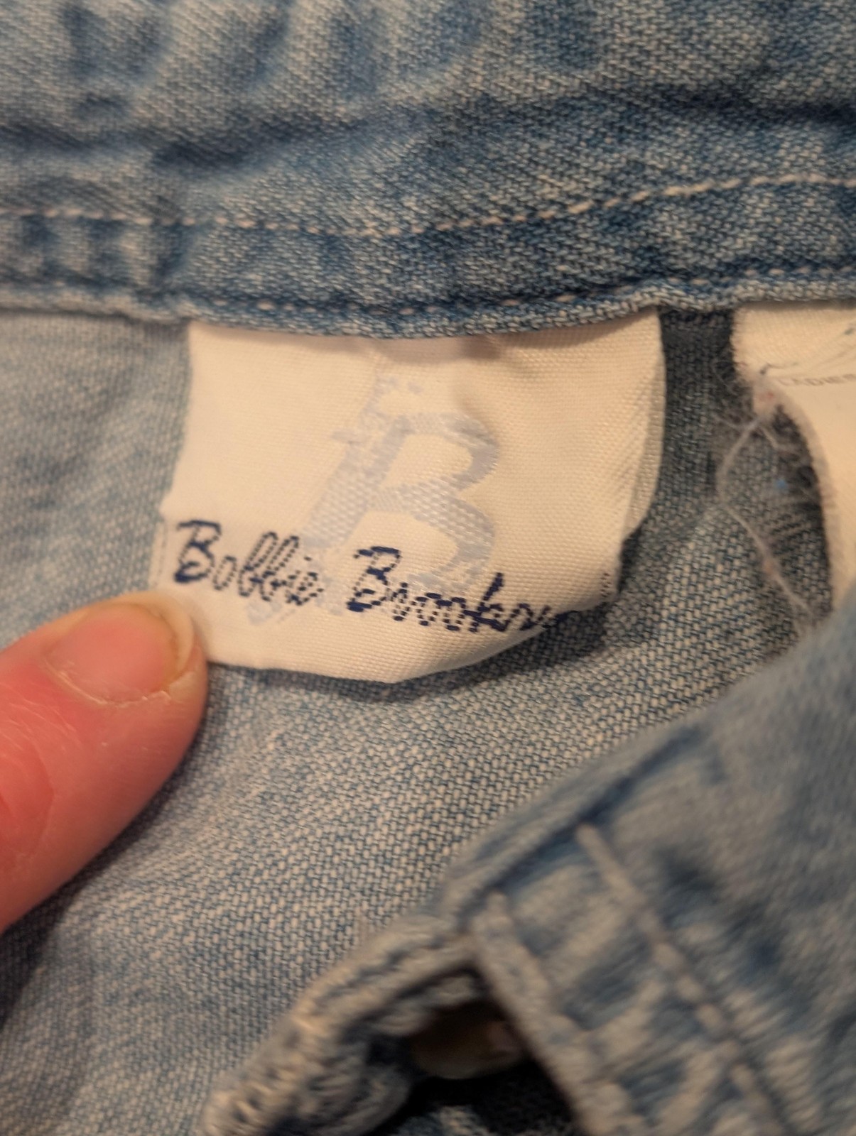 Bobbie Brooks Shirt Womens XL Denim Blue Embroidered Cute Cottagecore Granny