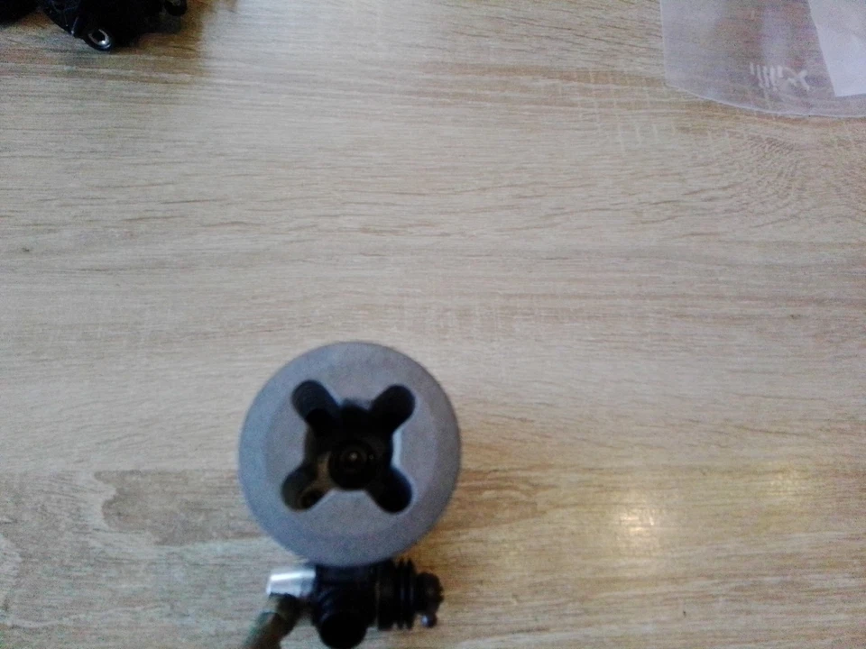 Force 15 Nitro Verbrenner Motor 2,5 ccm  für 1 zu 10 er Modelle ungereinigt ... - Bild 4 von 4