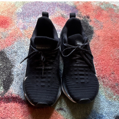 Nike ReactX Infinity Run 4 Black FlyKnit Lace-Up Low Top Athletic Sneakers 2023