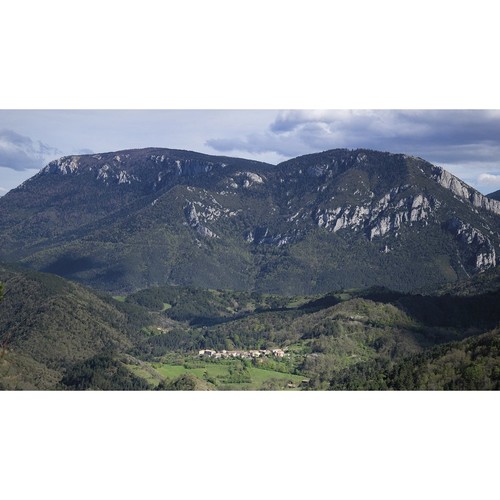 France Trekking the Cathar Way: The GR367 Sentier Cathare guide book with maps - Imagen 8 de 8